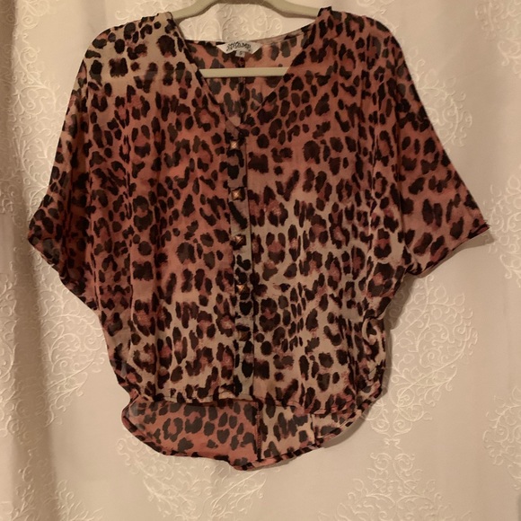 Small Tops - Picture 5 of 5